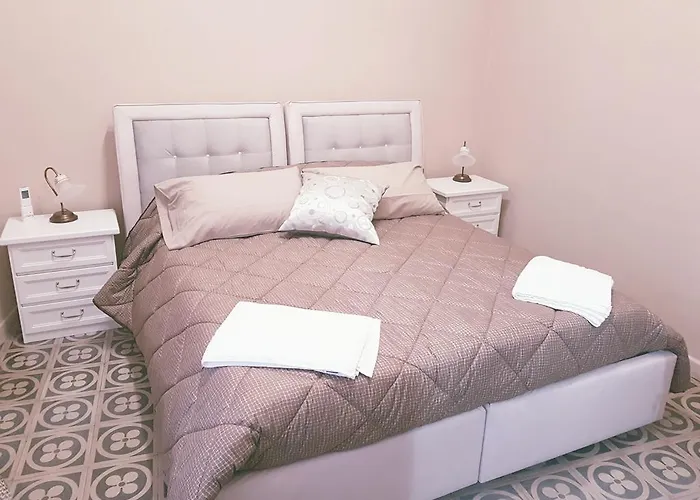 Nonna Ninetta בית הארחה מלפי